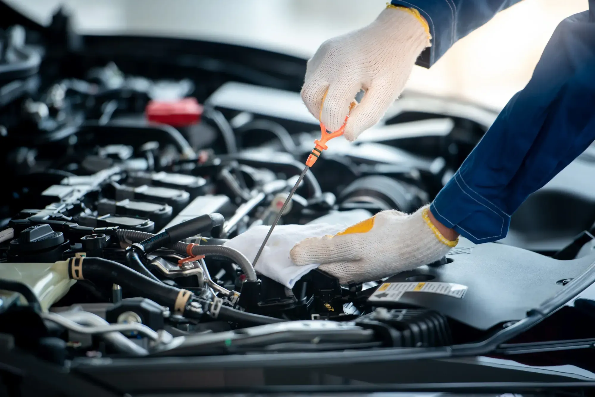 Werkstattservice am Motor